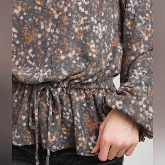 Daytrip Printed Knit Top - Picture 2 of 7